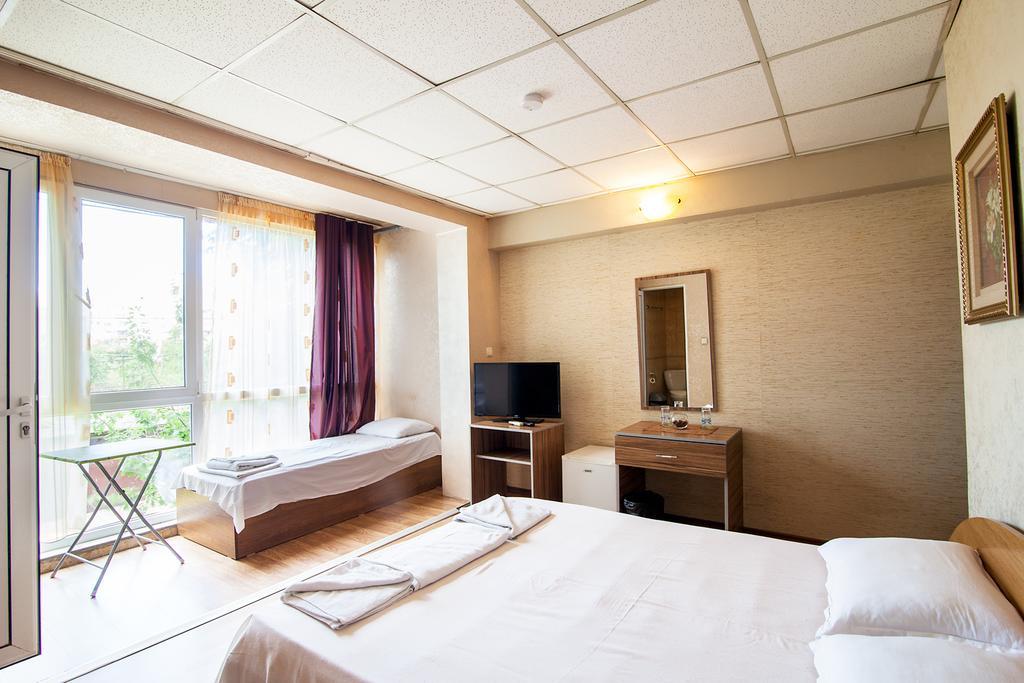 Hotel Zara Rooms Stara Zagora Exterior photo