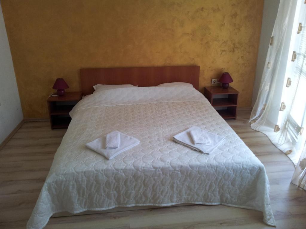 Hotel Zara Rooms Stara Zagora Room photo
